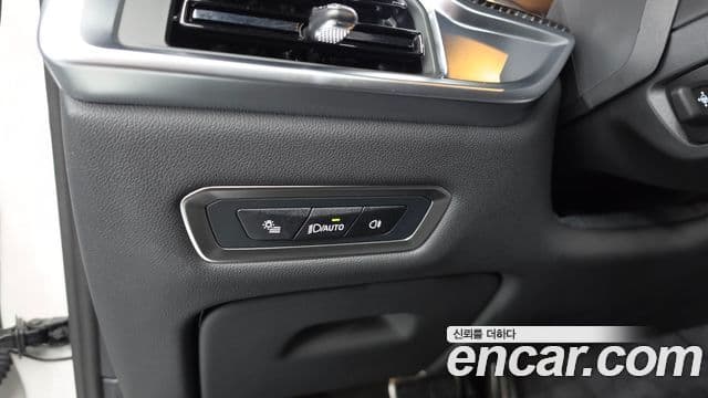 BMW X7 2025 — ფოტო 20/20
