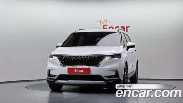 Kia Carnival 2022 — Фото 3/20