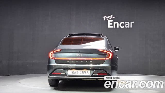 Hyundai Sonata 2019 — Фото 4/20