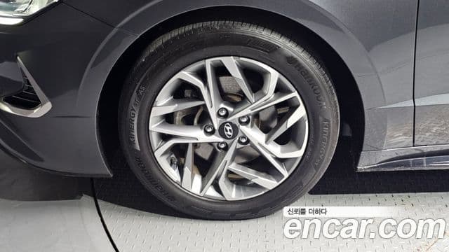 Hyundai Sonata 2019 — Фото 5/20