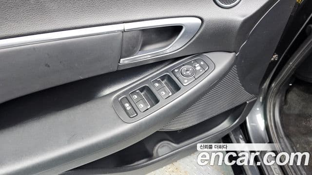 Hyundai Sonata 2019 — Фото 20/20