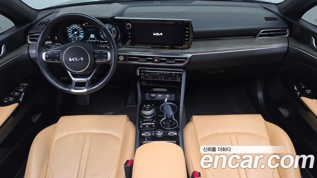 Kia K5 2023 — ფოტო 7/20