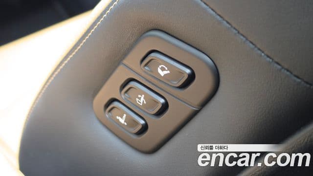 Kia K5 2023 — ფოტო 16/20
