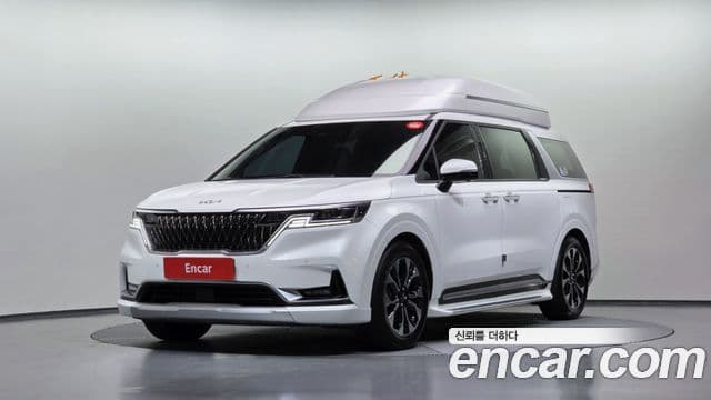 Kia Carnival 2021 — Фото 1/20