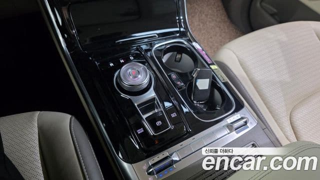 Kia Carnival 2021 — Фото 9/20
