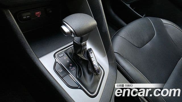 Kia Niro 2019 — Şəkil 9/20