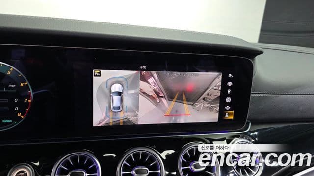 Mercedes-Benz AMG GT 2022 — Photo 17/20
