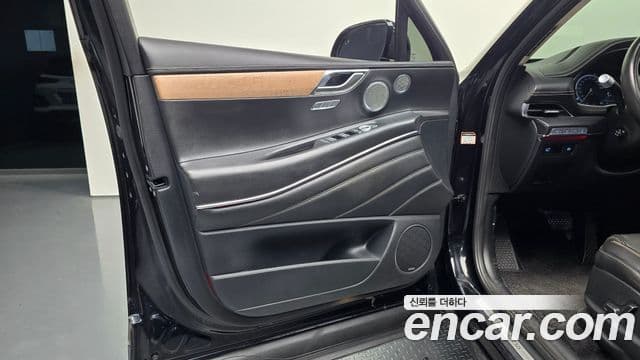 Genesis GV80 2020 — Photo 19/32