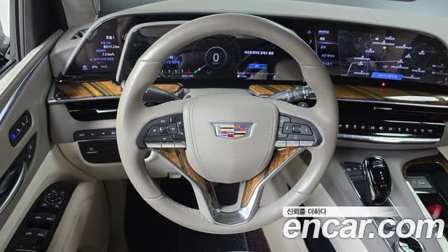 Cadillac Escalade 2023 — Şəkil 13/20