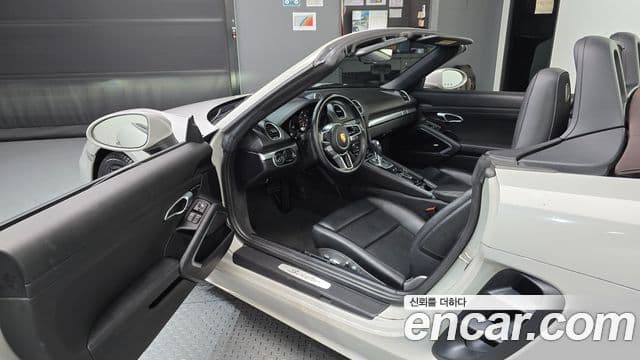 Porsche 718 Boxster 2018 — Photo 18/20