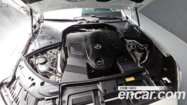 Mercedes-Benz S-Class 2022 — Photo 14/20