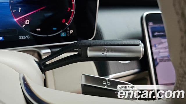 Mercedes-Benz S-Class 2022 — Photo 4/20