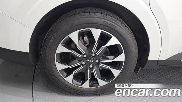 Kia Carnival 2023 — Şəkil 5/20