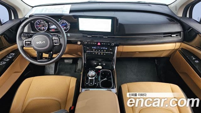 Kia Carnival 2023 — Şəkil 7/20