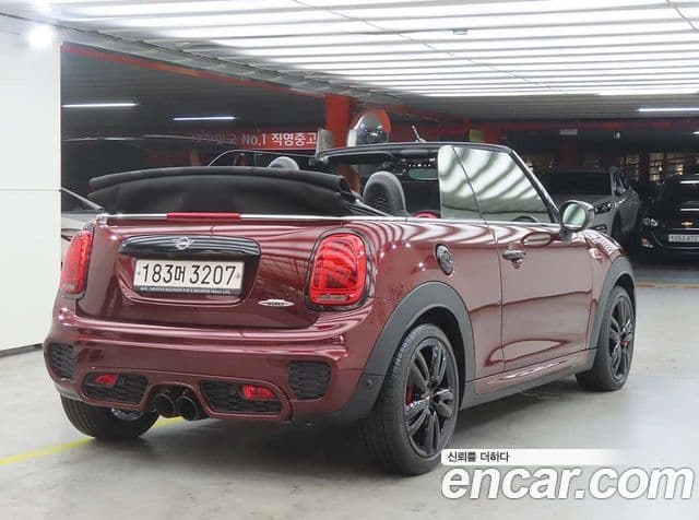 Mini Cooper S Convertible 2020 — ფოტო 17/20