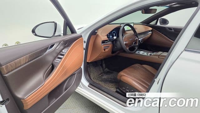 Genesis Electrified G80 2022 — ფოტო 9/20
