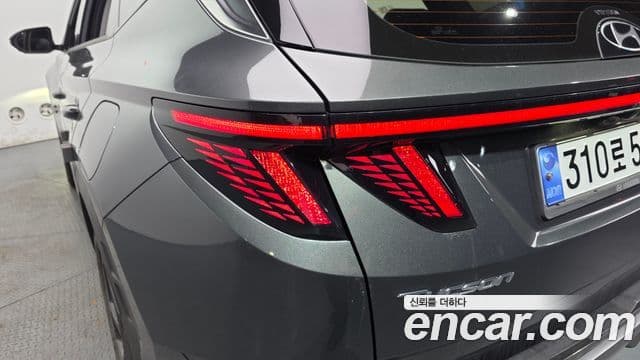 Hyundai Tucson Hybrid 2021 — Photo 16/35