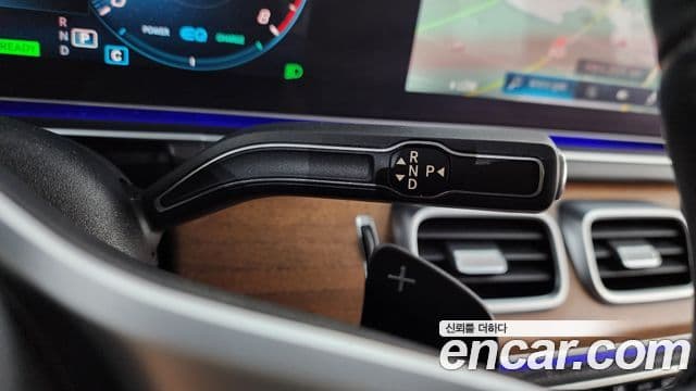 Mercedes-Benz GLE-Class 2019 — Şəkil 9/20