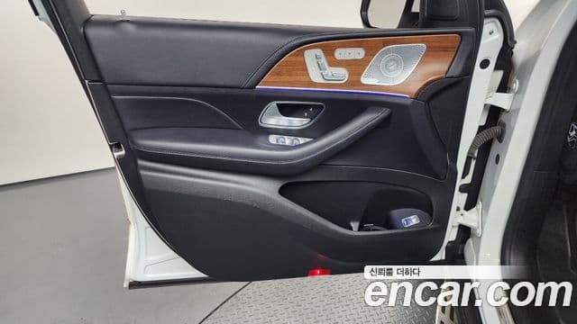 Mercedes-Benz GLE-Class 2019 — Şəkil 5/36