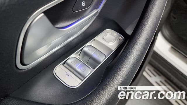 Mercedes-Benz GLE-Class 2019 — Şəkil 10/36