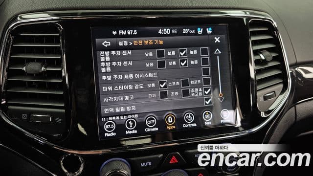 Jeep Grand Cherokee 2019 — фото 16 из 20