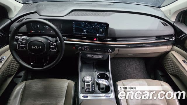 Kia Carnival 2024 — Şəkil 7/20
