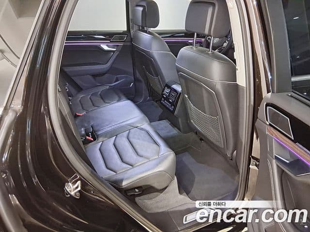 Volkswagen Touareg 2024 — ფოტო 10/15