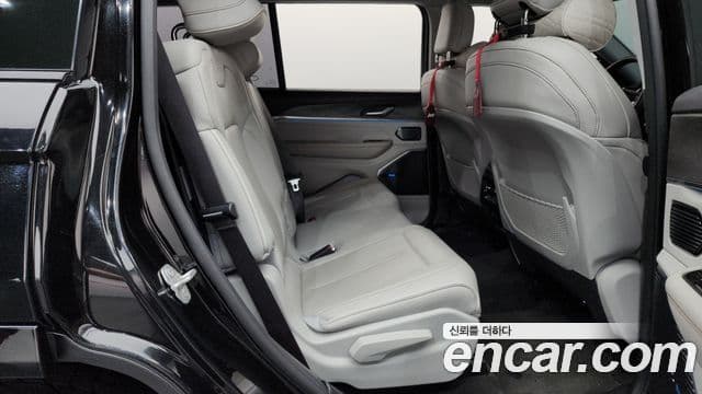 Jeep Grand Cherokee 2021 — Photo 3/20