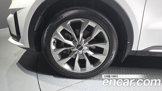 Kia Sorento 2023 — ფოტო 26/35
