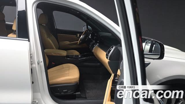 Kia Sorento 2023 — ფოტო 30/35