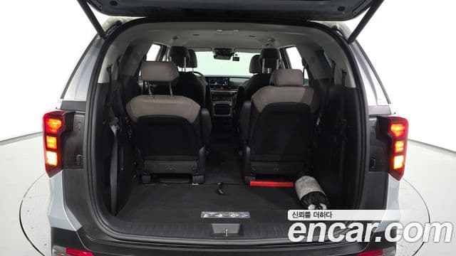Kia Carnival 2025 — ფოტო 19/20
