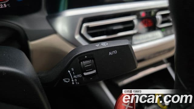 BMW 3 Series 2020 — Şəkil 18/20