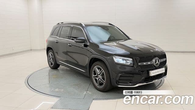 Mercedes-Benz GLB-Class 2025 — фото 6 из 20