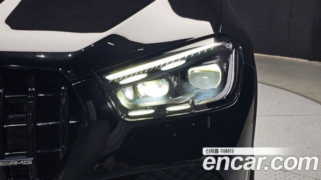 Mercedes-Benz GLE-Class 2025 — Photo 8/32