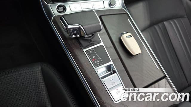 Audi A6 2023 — Şəkil 17/20