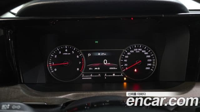 Kia Sorento 2021 — ფოტო 8/20