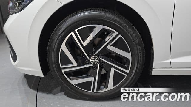 Volkswagen Jetta 2023 — Şəkil 5/20