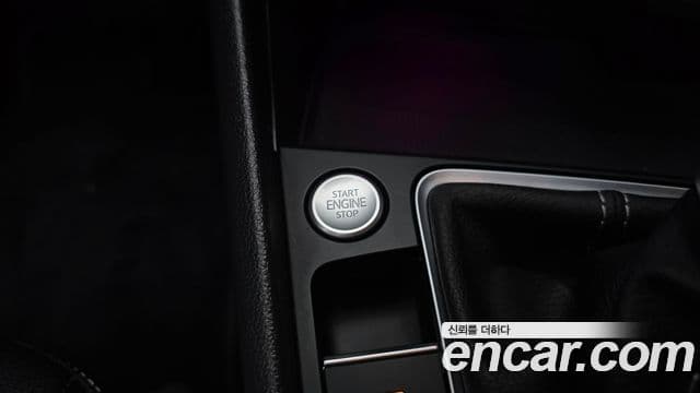 Volkswagen Jetta 2023 — Şəkil 18/20
