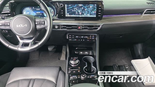Kia K5 2023 — ფოტო 15/20