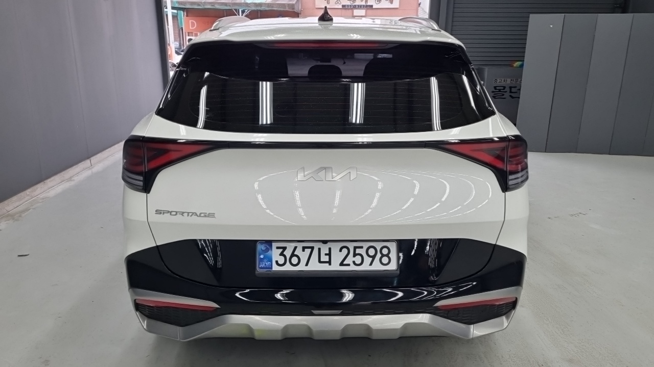 Kia Sportage 2023 — Şəkil 3/17