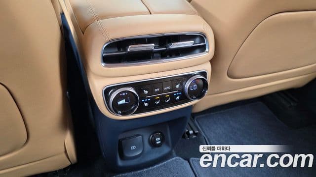 Genesis GV80 2021 — Şəkil 19/20