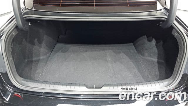 Hyundai Sonata 2023 — Şəkil 15/20