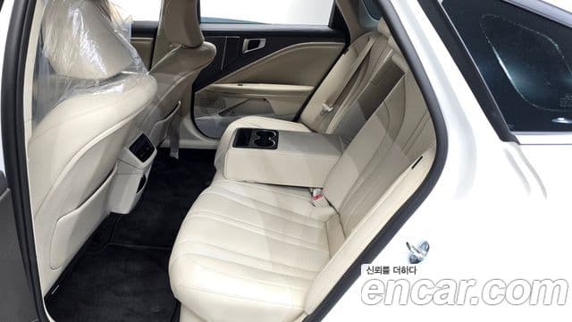 Kia K8 2026 — Şəkil 15/20