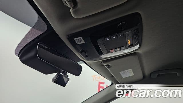Kia Carnival 2024 — Фото 15/20