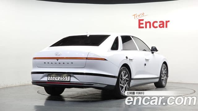 Hyundai Grandeur 2024 — Фото 2/20