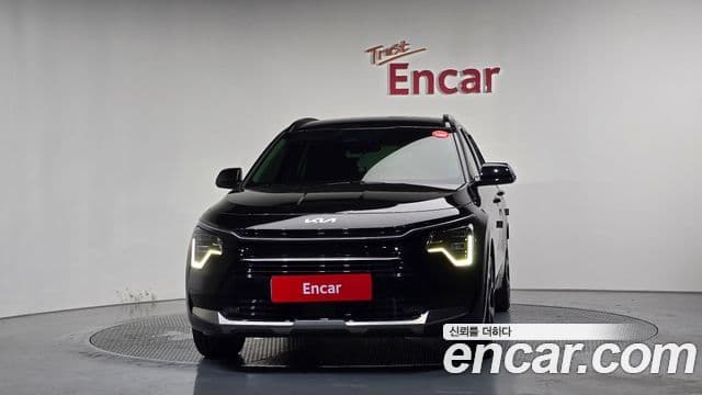 Kia Niro 2022 — ფოტო 3/20