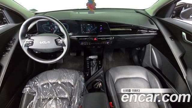 Kia Niro 2022 — ფოტო 7/20