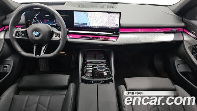 BMW 5 Series 2025 — ფოტო 7/20
