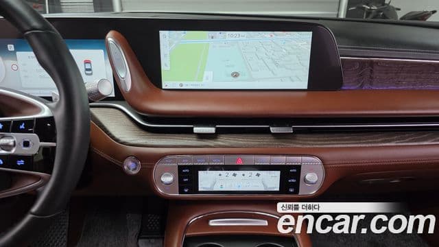 Genesis G90 2023 — ფოტო 17/20