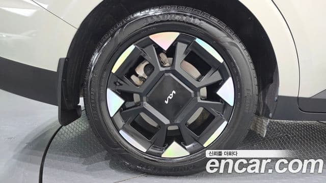 Kia Carnival 2024 — ფოტო 5/20